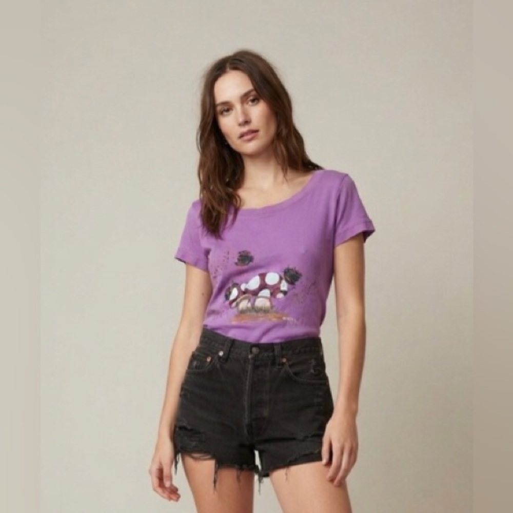 Purple t-shirt 100% cotton crew neck hand painted | size M